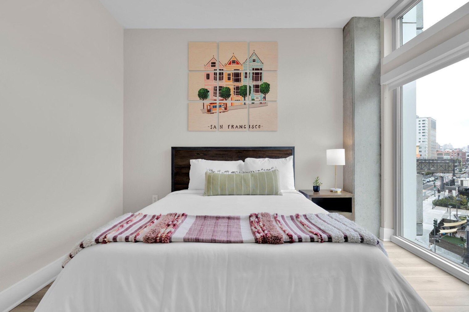 Building Photo - 185 Channel St