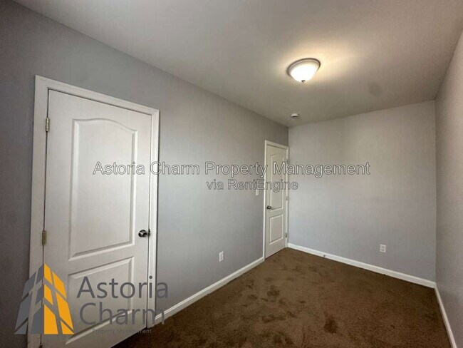 Building Photo - 614 Linnard St