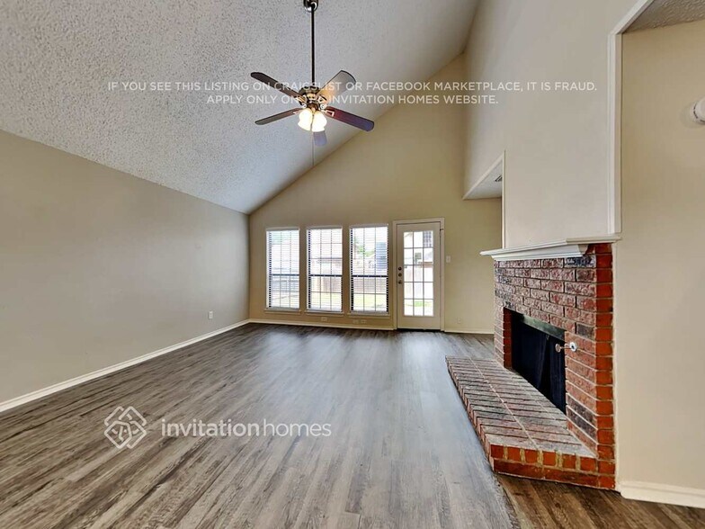 Building Photo - 2404 Beaver Run