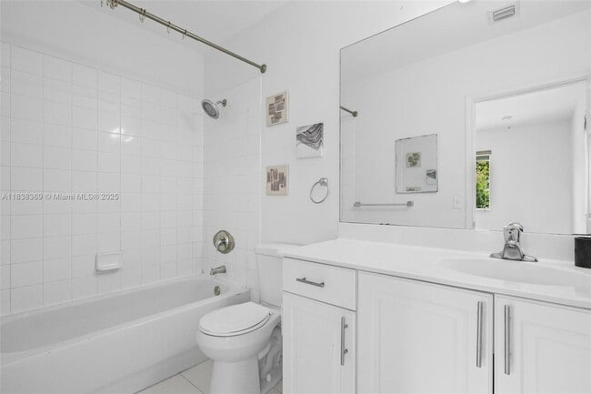 Building Photo - 8206 SW 29th St