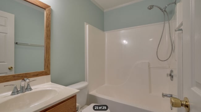 Building Photo - 305 Brittany Park Pl