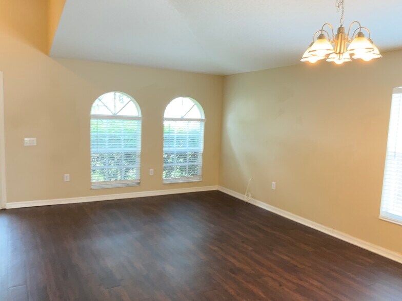 Building Photo - 2740 Pankaw Ln