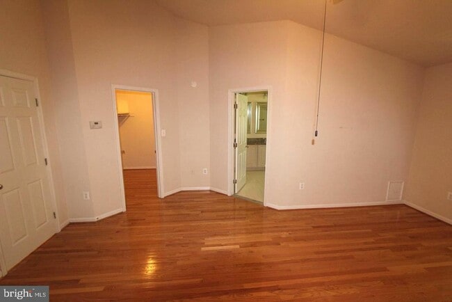 Building Photo - 10502 James Wren Way