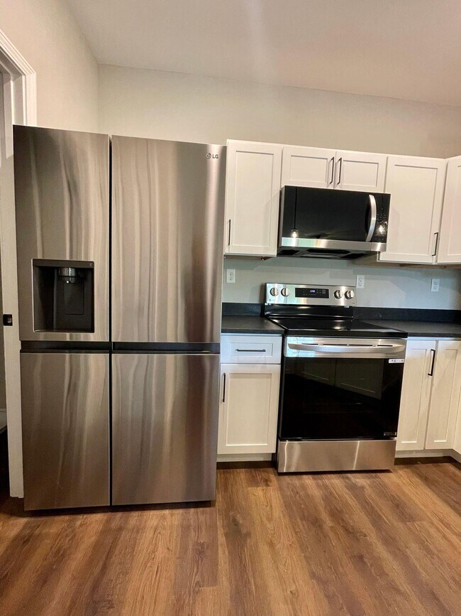 Building Photo - 111 Juniper Path