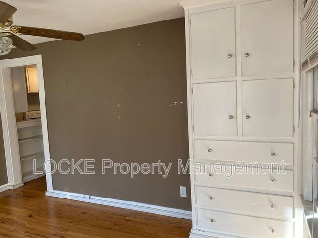 Building Photo - 3132 Greene Ave