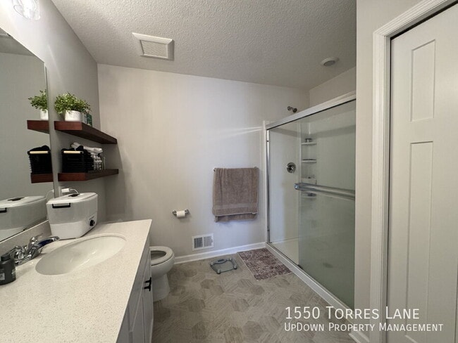 Building Photo - 1550 Torres Ln