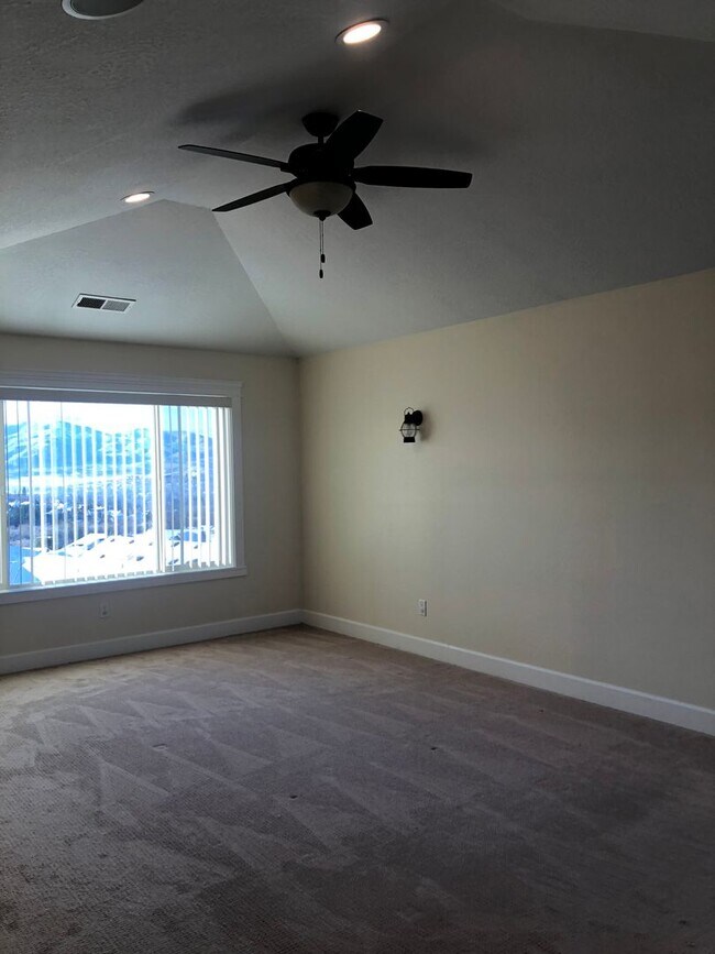 Building Photo - Luxury East Medford Home with 4 Bedrooms, 2 Bonus Rooms & Dual Living Areas
