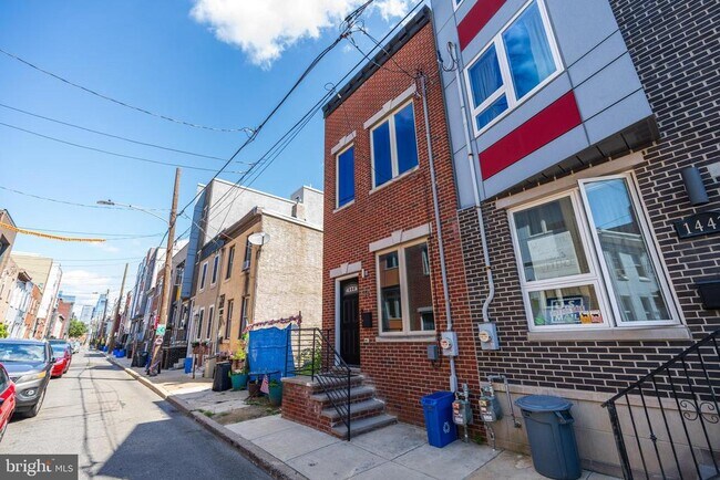 Building Photo - 1441 S Bouvier St