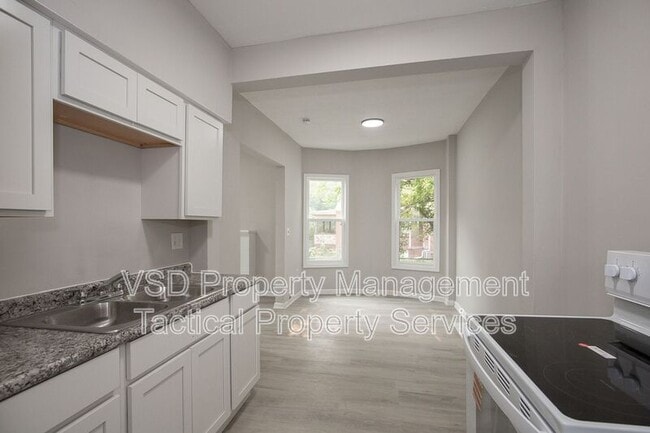 Building Photo - 9911 Olivet Ave
