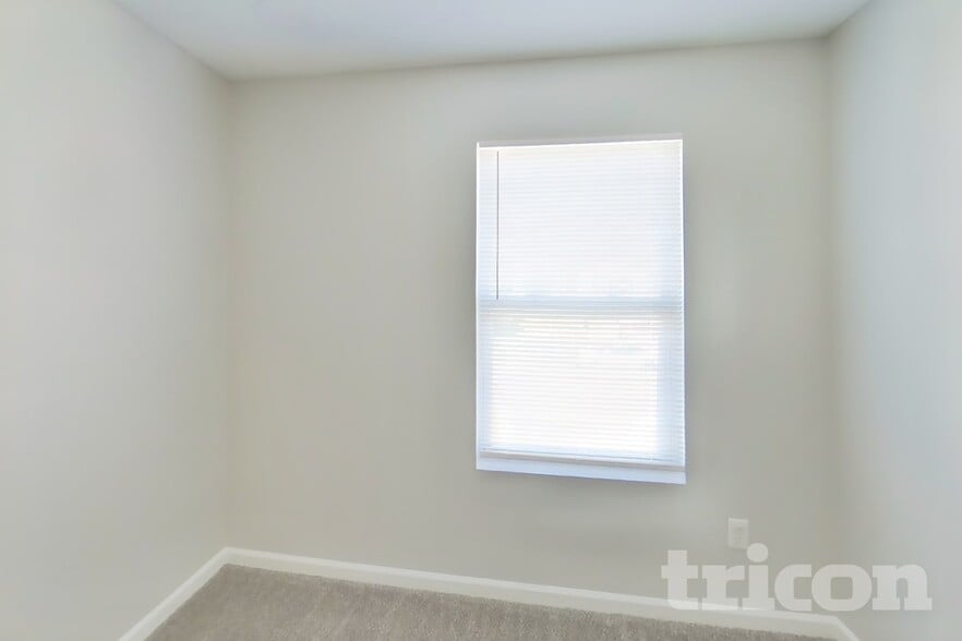 Building Photo - 3203 Brandenburg Dr