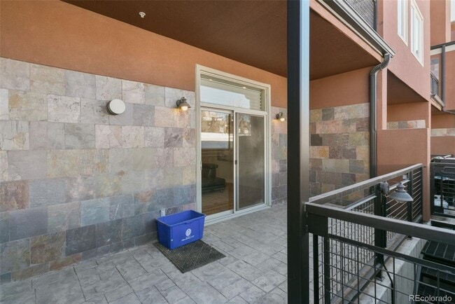 Building Photo - LOCATION LOCATION!!  In the heart of LOHI just blocks to restaurants, boutiques and local waterin...