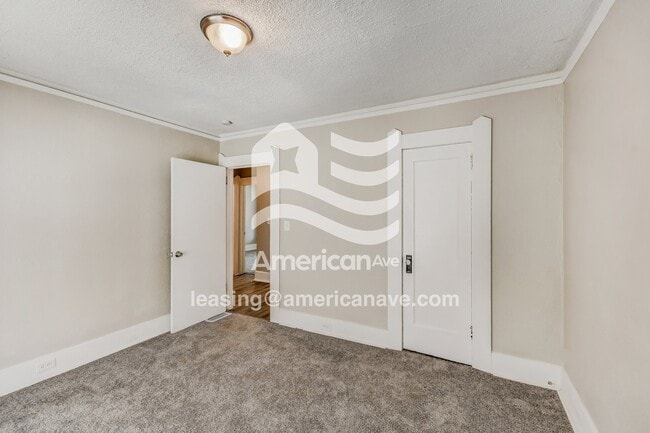 Building Photo - 7013 4th Ave S