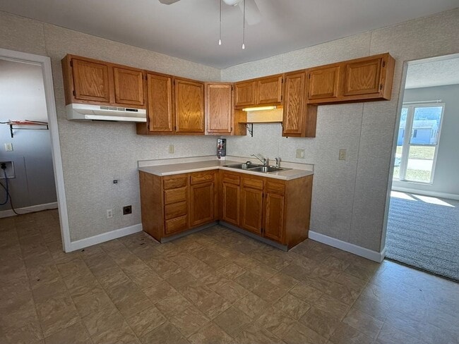Building Photo - Meadowlark Ranch! 3 bed, 1 bath