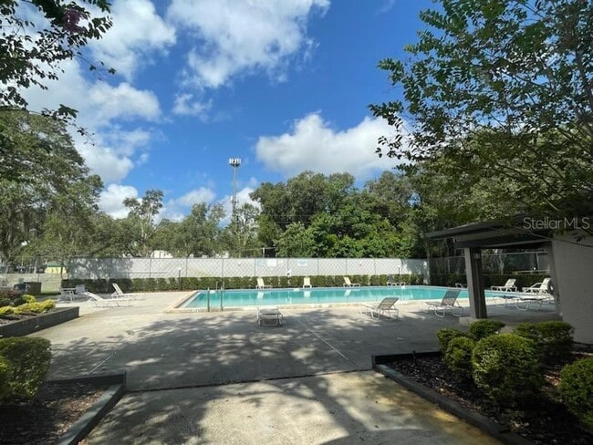 Building Photo - 14739 Norwood Oaks Dr