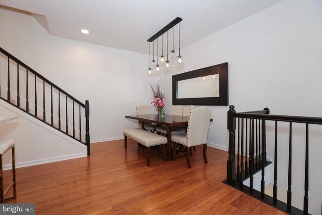 Building Photo - 12703 Gartney Ln