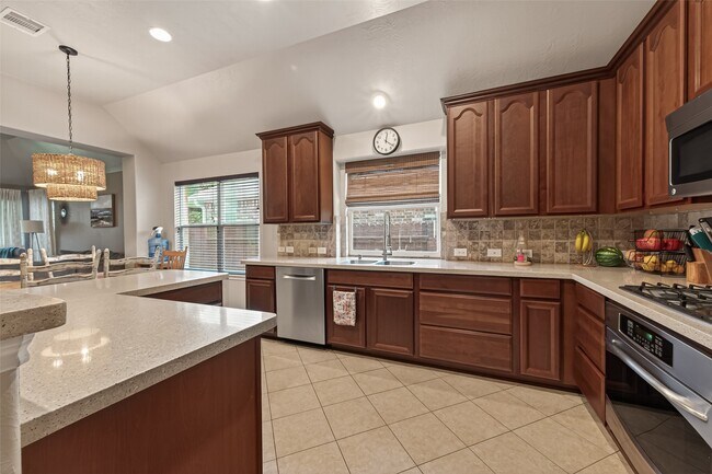 Building Photo - 11518 Columbia Pines Ln