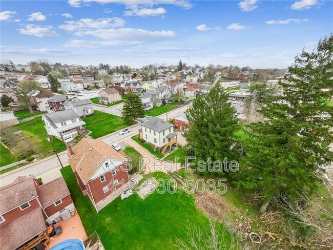Building Photo - 518 10th St