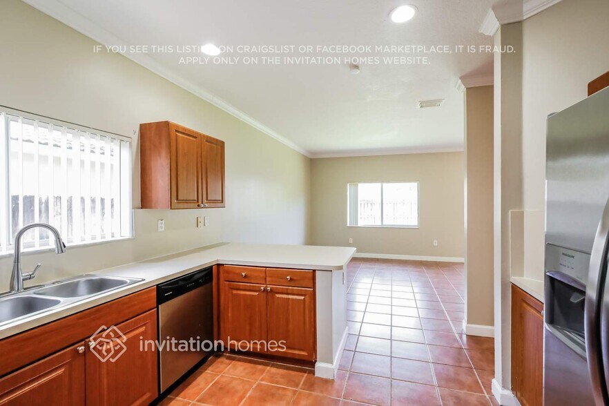 Building Photo - 13137 SW 143rd Terrace