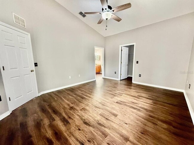 Building Photo - 6959 S Manhattan Ave