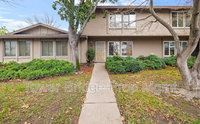 Building Photo - 8625 La Riviera Dr