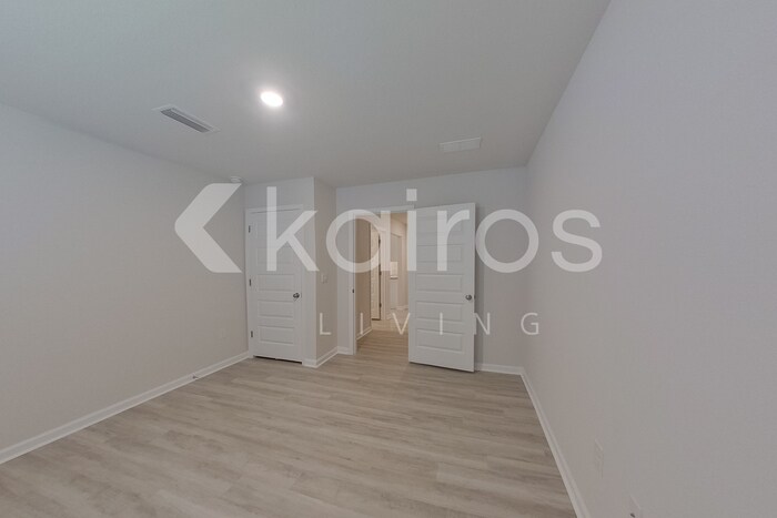 Building Photo - 4671 Malay Cir