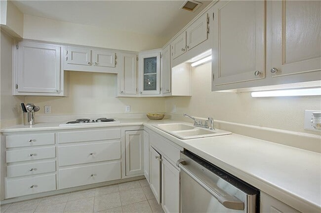 Building Photo - 8430 Antero Dr