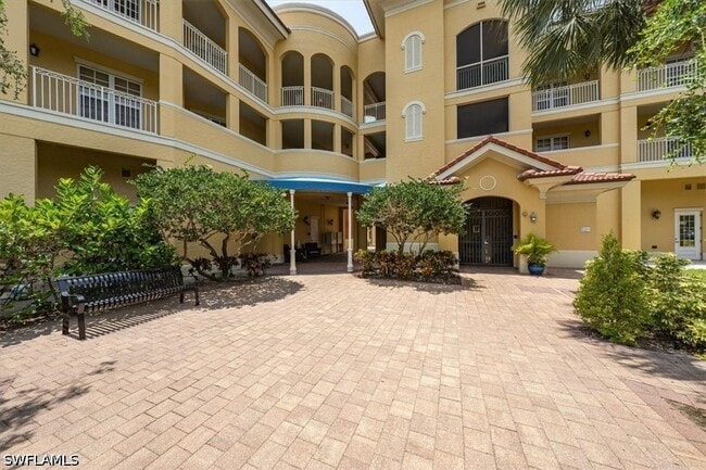 Building Photo - 5068 Annunciation Cir