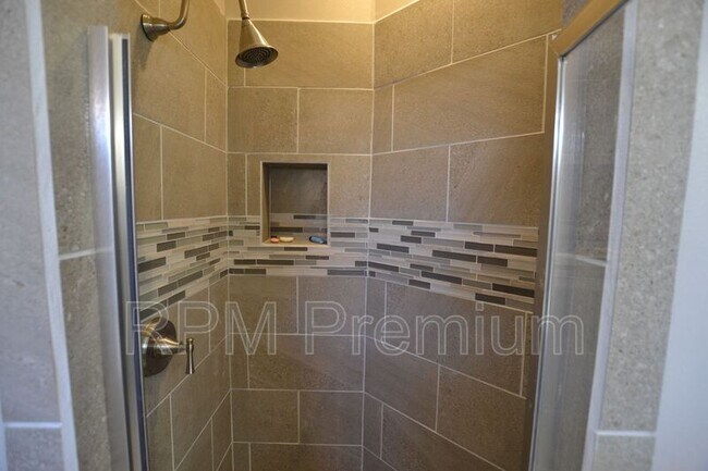 Building Photo - 5296 Myrtle Hill Ave