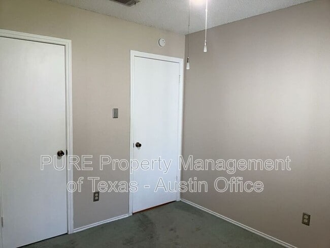 Building Photo - 6005 Avery Island Ave