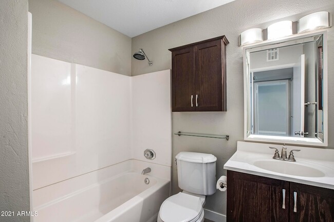 Building Photo - 13238 N 3rd Way