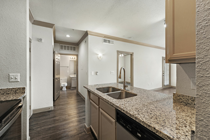 Kitchen A1- 1BR-1BA- Rise At Elmside-001.jpg - Rise at Elmside