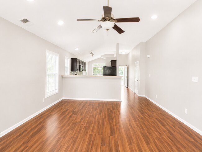 Building Photo - Modern Ranch Living in Desirable Cooper Farms!