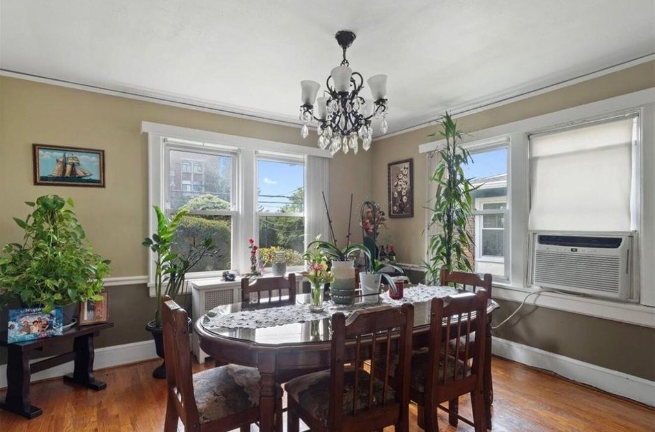 Building Photo - 52 McKinley Ave