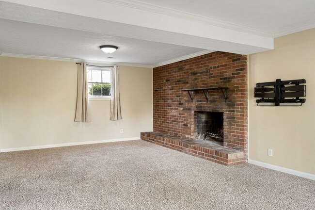 Building Photo - 12506 Live Oak Drive