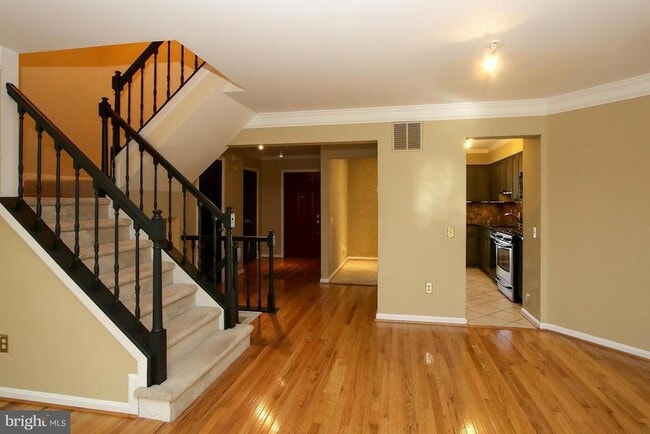 Building Photo - 153 Finale Terrace