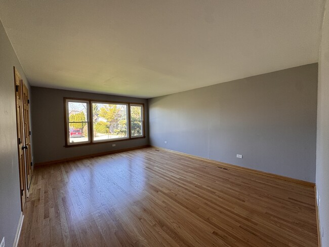 Building Photo - 7819 Garden Ln