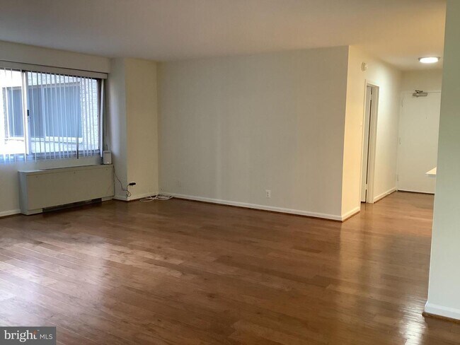 Building Photo - 5500 Friendship Blvd