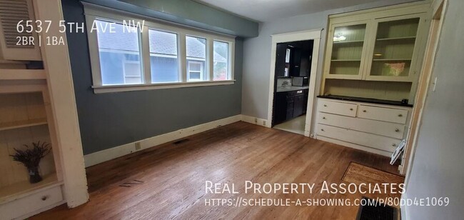 Building Photo - Charming Ballard Home in a Prime Location!