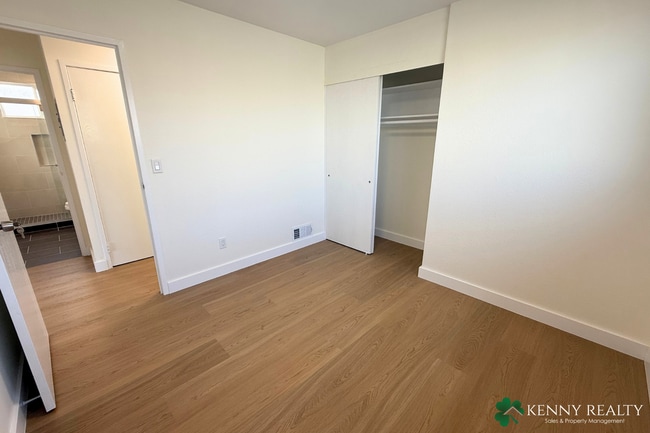 Building Photo - Newly Remodeled 5BR/3BA Home w/ City + Ocean Views in Daly City