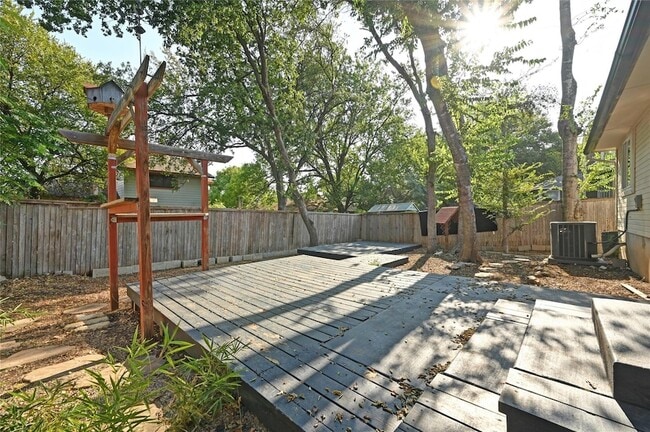 Building Photo - 5304 China Berry Rd