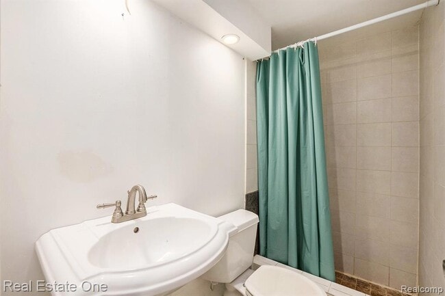 Building Photo - 1954 Atlas Ct