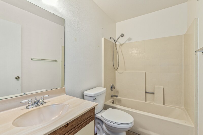 Building Photo - 11350 W Tennessee Ave