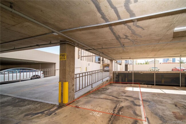 Building Photo - Convenient 1 Bedroom Close to Everything
