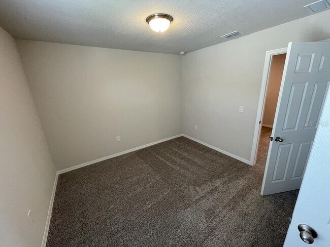 Building Photo - 407 Legacy Lp