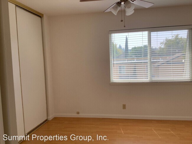 Building Photo - 2 br, 2 bath House - 3433 Norton Way #5