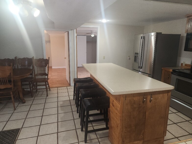 Building Photo - 2908 W Bijou St