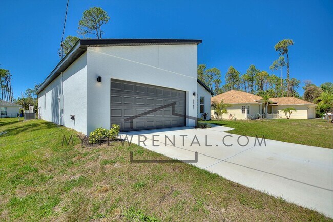 Building Photo - 2241 Nordendale Blvd