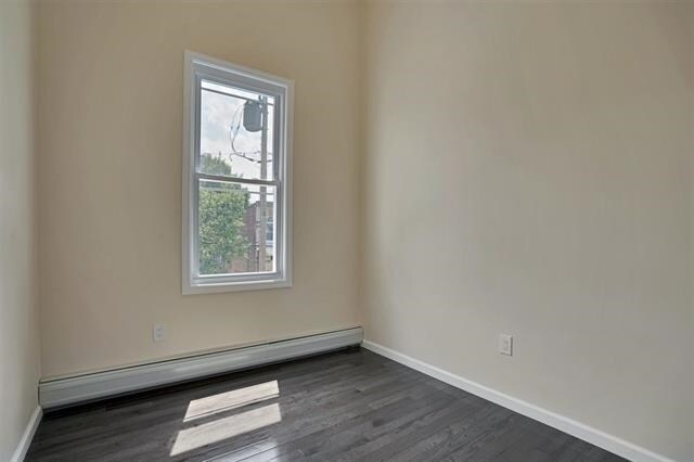 Building Photo - 126 75th St