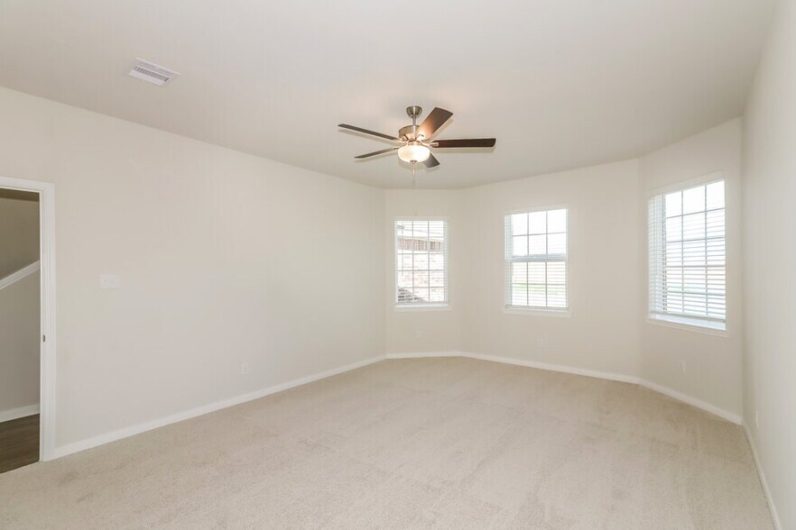 Building Photo - 409 Sunny Highlands Dr