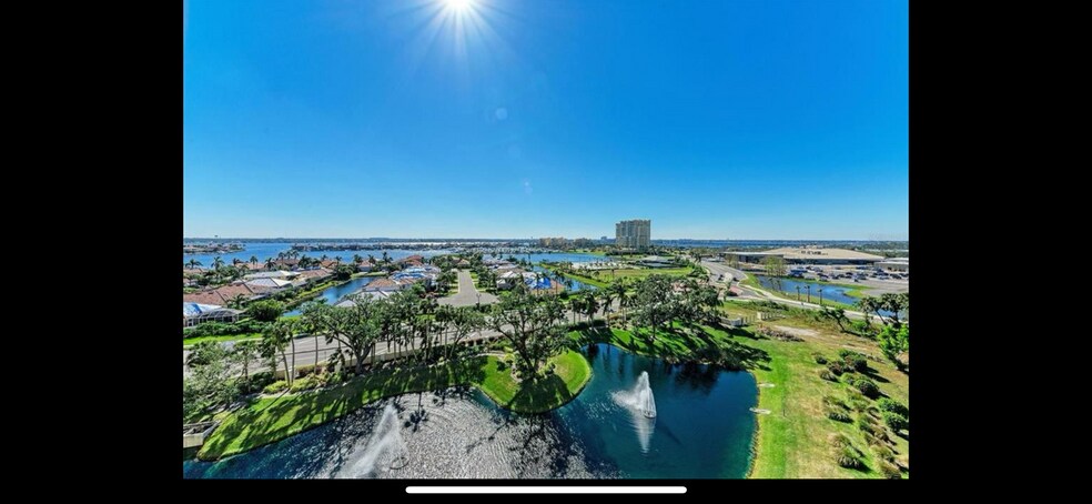 Building Photo - 501 Haben Blvd